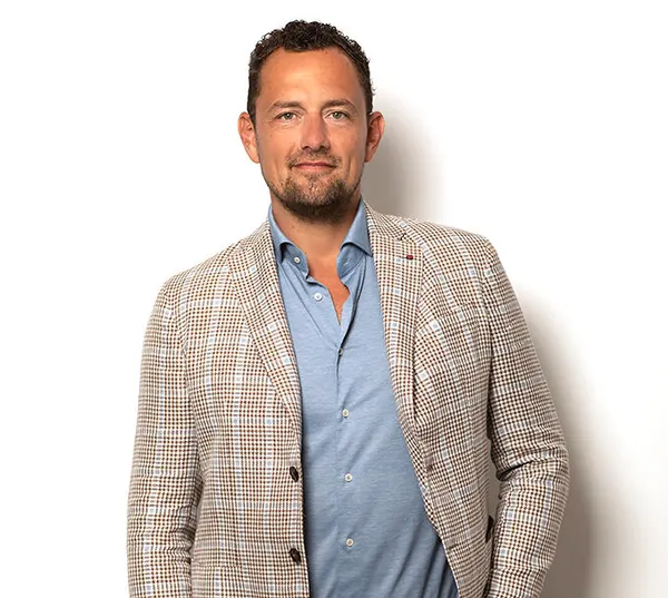 Julian — Diamant- & horlogespecialist